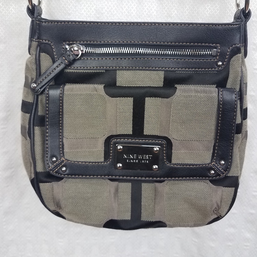 Nine West Black and Tan Shoulder Bag